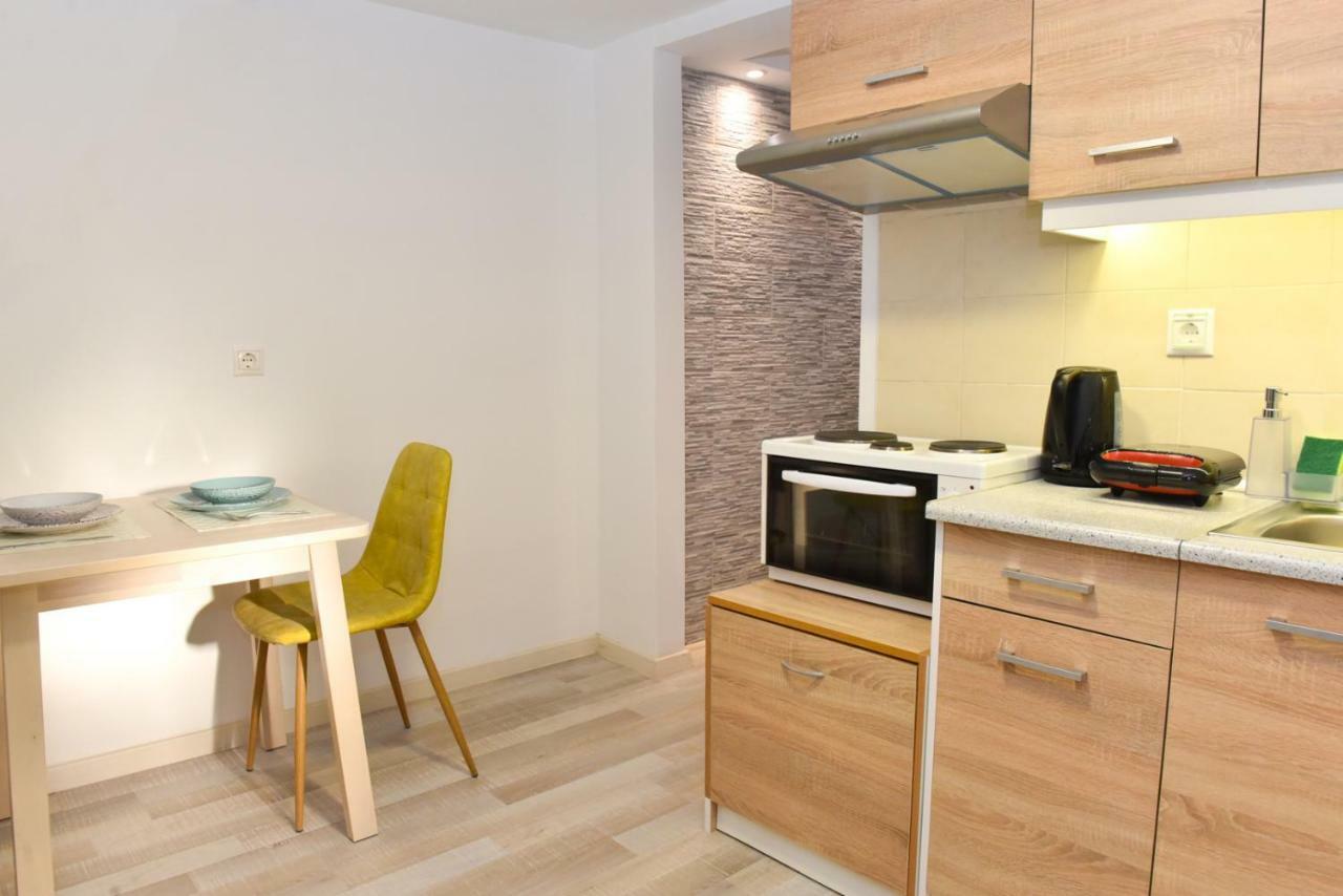La Perla Apartments Kalamata Exteriör bild