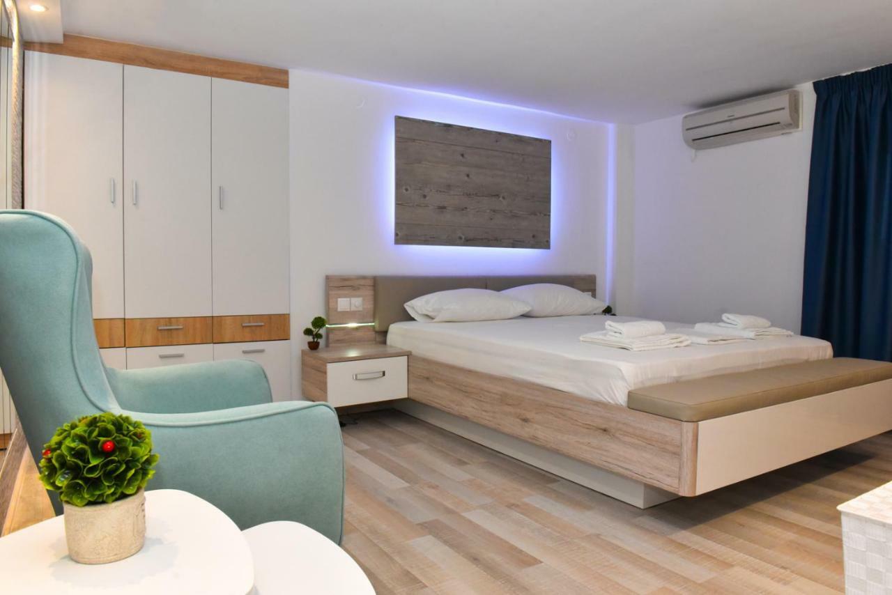 La Perla Apartments Kalamata Exteriör bild